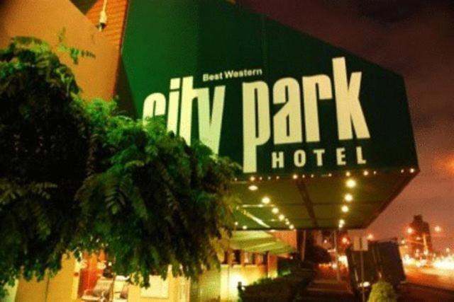 City Park Hotel Мельбурн Екстер'єр фото